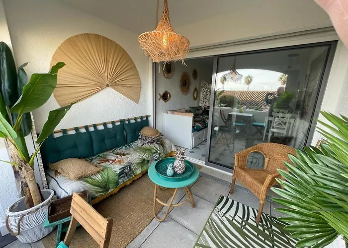 With Balcony In With Ac Апартаменты *