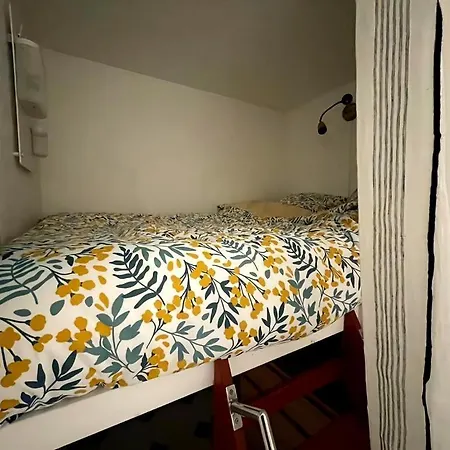 Apartamento With Balcony In With Ac Antibes