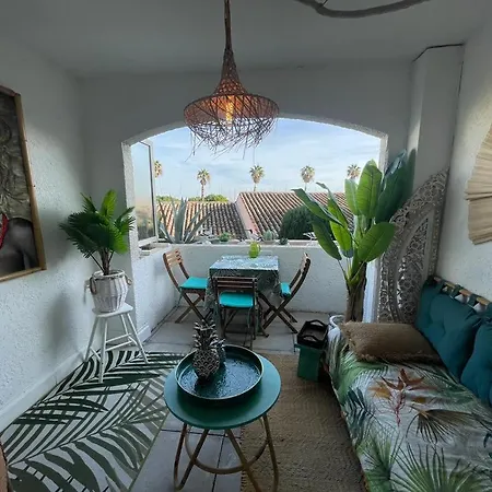 Apartment With Balcony In With Ac Antibes